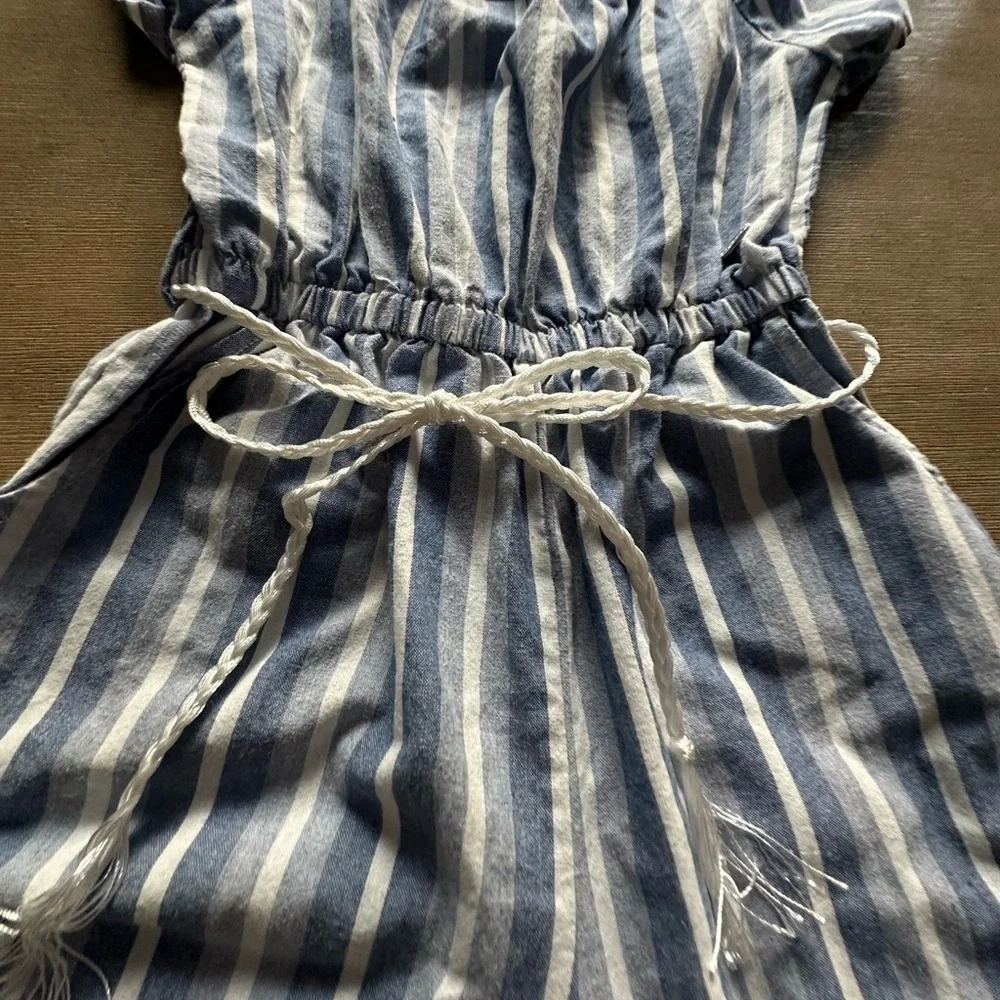 bebe girls m(10-12) Blue and White Striped Jumpsuit